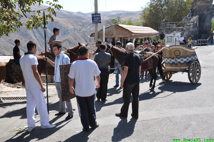 armenia garni rydwan