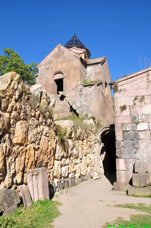 armenia goshavank monaster2