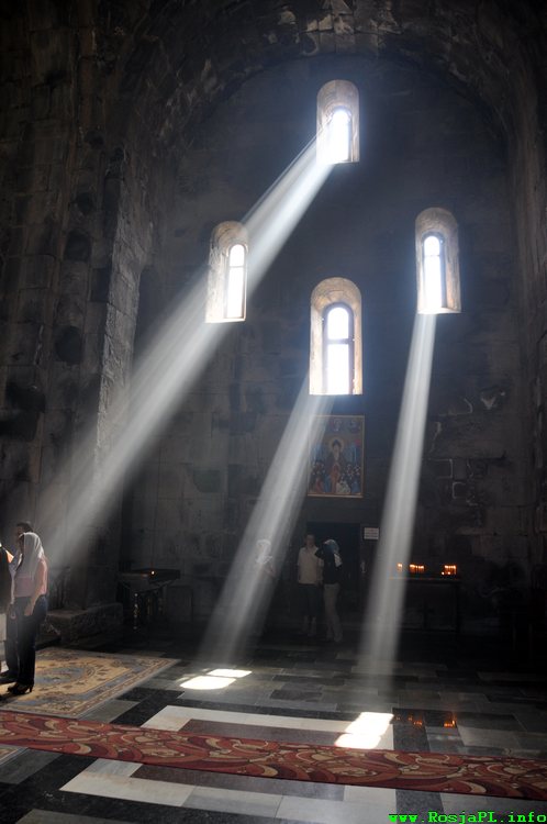 armenia tatev swiatlo