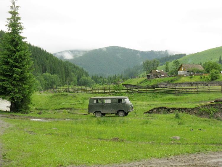 Ukraina - Karpaty - Bialy Czeremosz