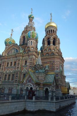 petersburg spas na krovi